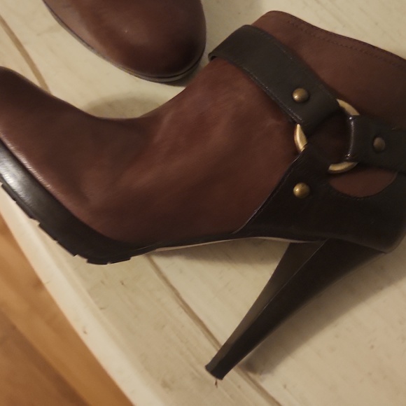 Cole Haan leather bootie - Picture 4 of 5